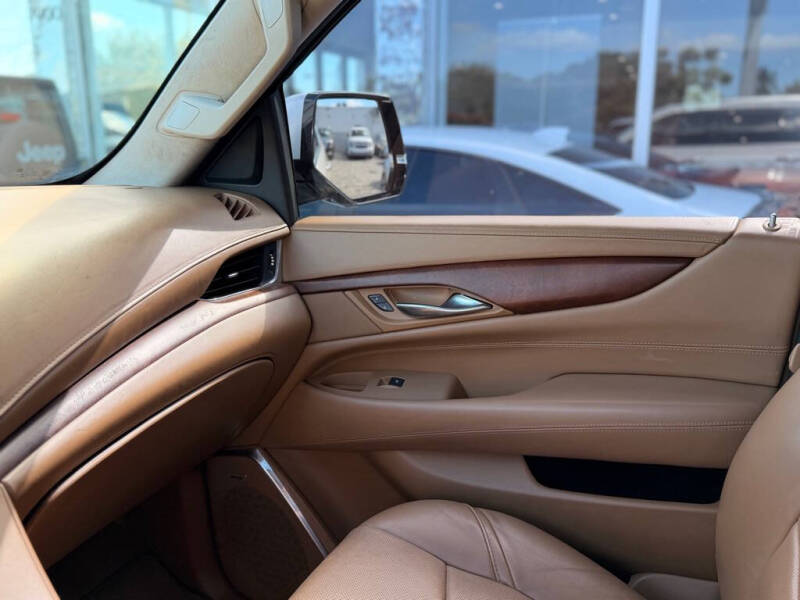 2016 Cadillac Escalade ESV Platinum