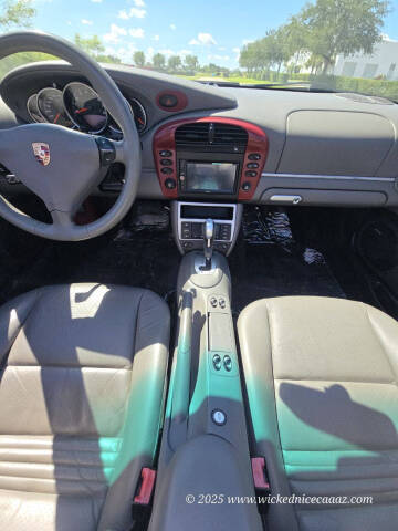 2004 Porsche 911 Carrera