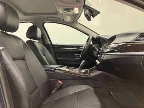 2014 BMW 5 Series 528i