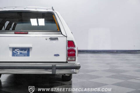 1990 Ford LTD Crown Victoria