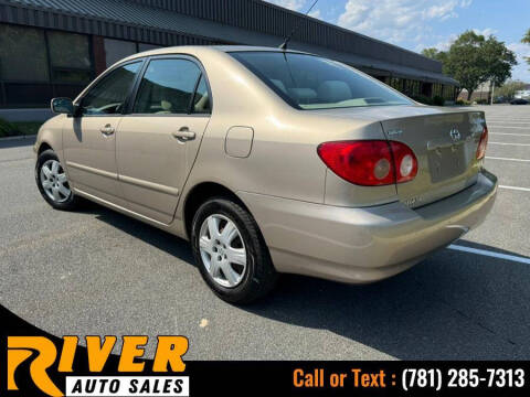 2005 Toyota Corolla