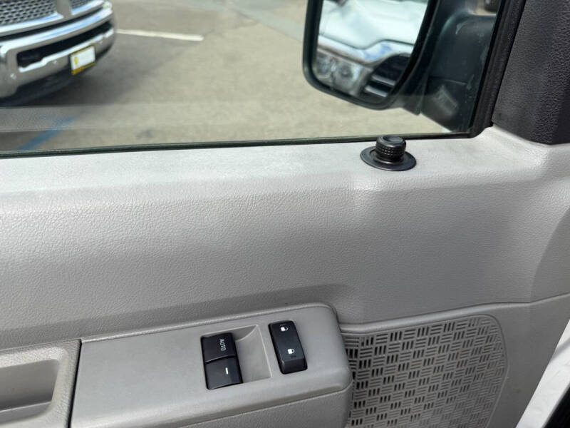2013 Ford E-Series E-150