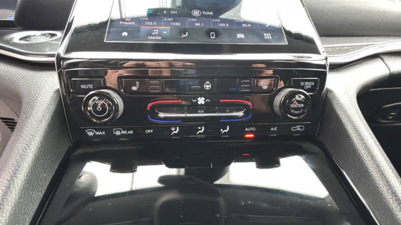 2021 Jeep Grand Cherokee L Laredo