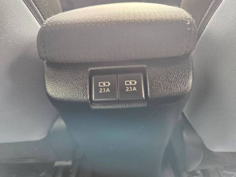 2019 Toyota Prius LE AWD-e