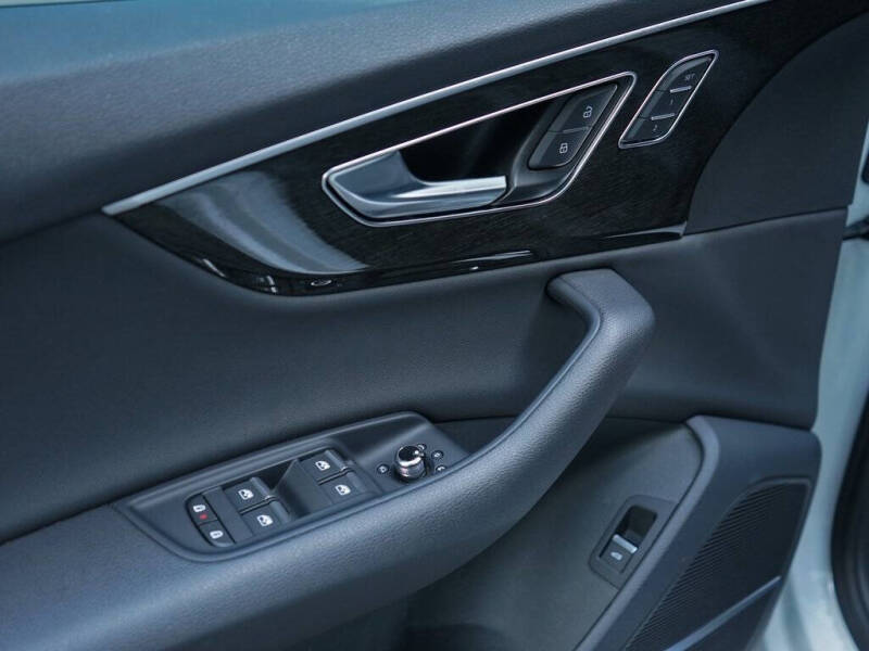 2021 Audi Q7 quattro Premium Plus 45 TFSI