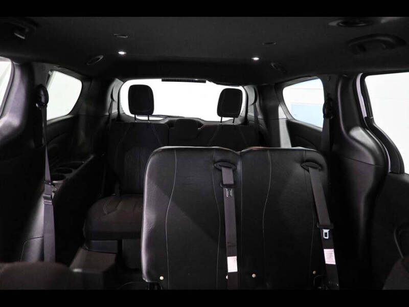 2024 Chrysler Pacifica Touring
