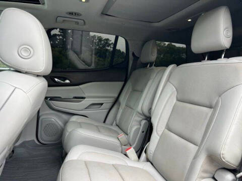2017 GMC Acadia SLT-1