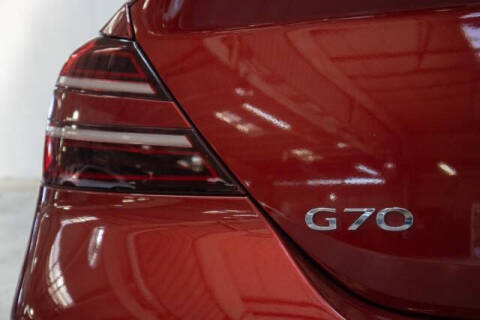 2022 Genesis G70