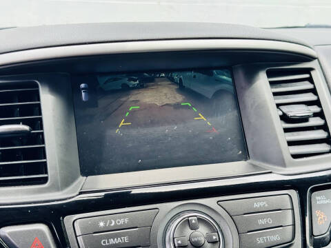 2019 Nissan Pathfinder SL
