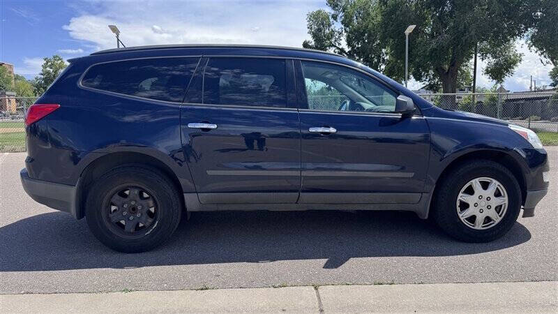 2012 Chevrolet Traverse LS