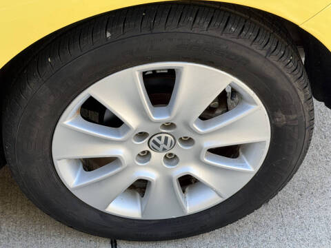 2009 Volkswagen New Beetle