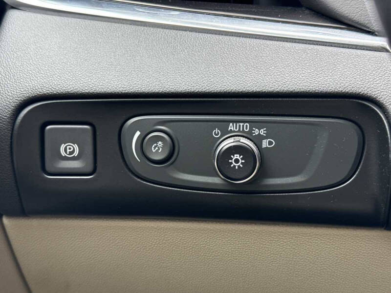 2019 Buick Enclave Essence