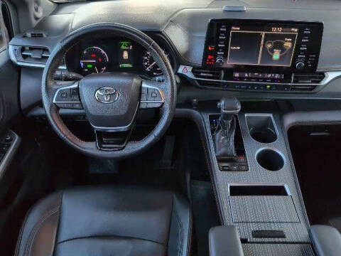 2021 Toyota Sienna XSE 7-Passenger