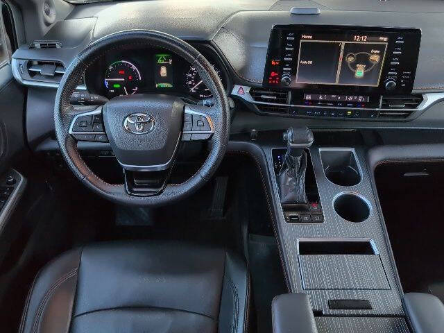 2021 Toyota Sienna XSE 7-Passenger