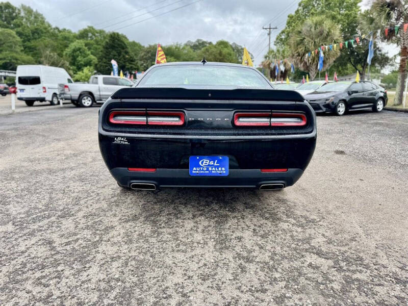 2016 Dodge Challenger SXT