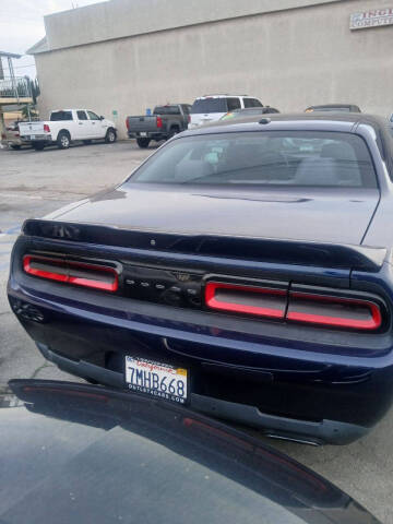 2015 Dodge Challenger SXT