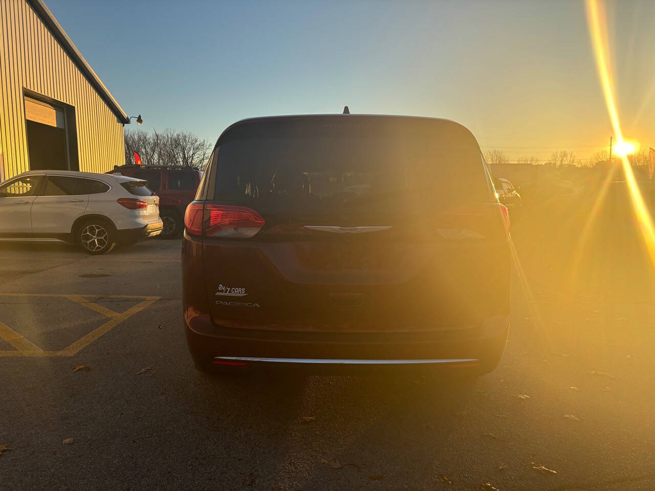 2019 Chrysler Pacifica for sale at 24/7 Cars Warsaw in Warsaw, IN