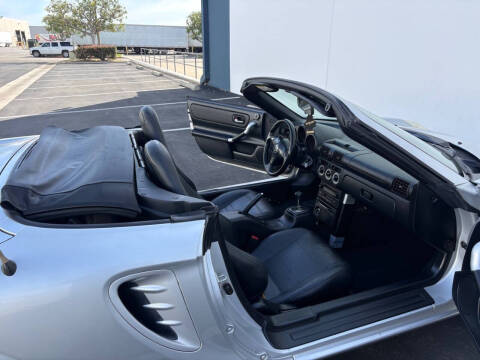 2003 Toyota MR2 Spyder