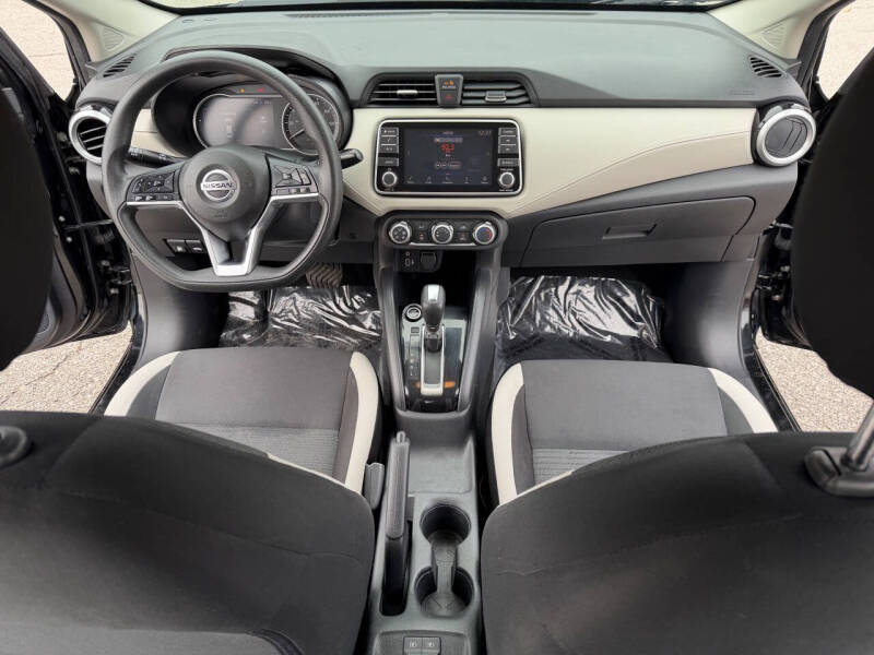 2021 Nissan Versa SV