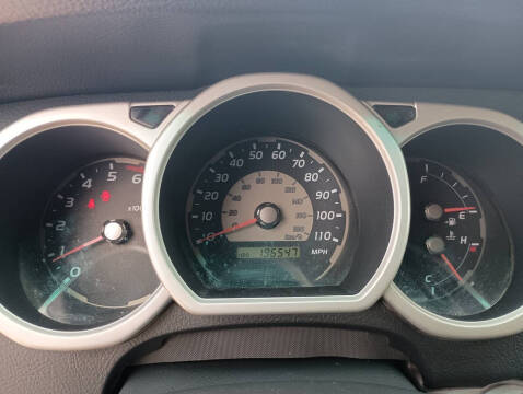 2004 Toyota 4Runner SR5