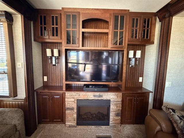 2015 Keystone RV Alpine 301