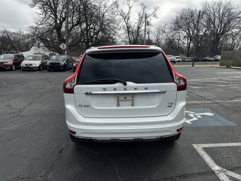 2016 Volvo XC60 T5 Premier