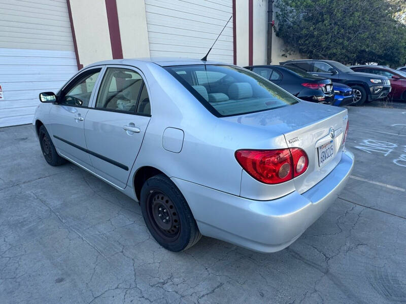 2008 Toyota Corolla CE photo 4