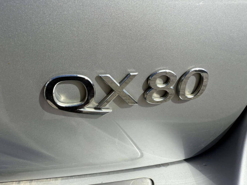 2017 Infiniti QX80