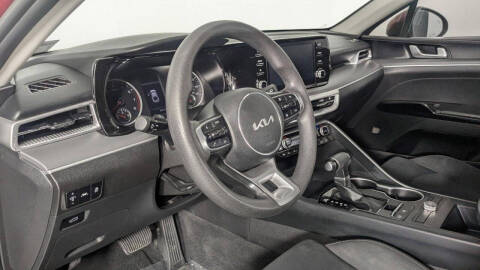 2022 Kia K5