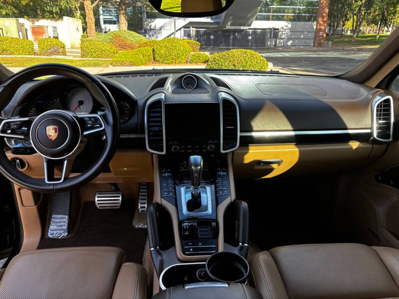 2018 Porsche Cayenne S