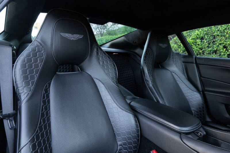 2014 Aston Martin Vanquish