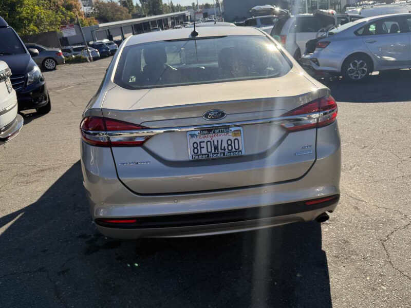 2018 Ford Fusion SE