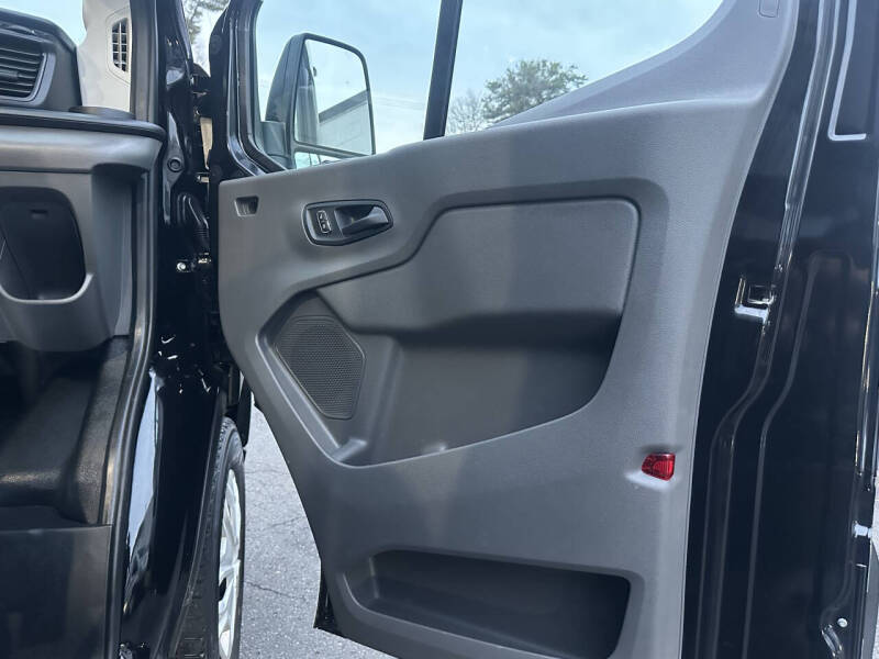 2023 Ford E-Transit 350