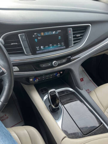 2019 Buick Enclave Essence