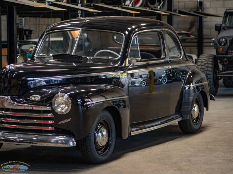 1946 Ford Custom Super Deluxe Coupe