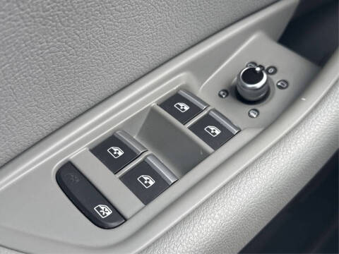 2017 Audi A4 2.0T quattro Premium Plus