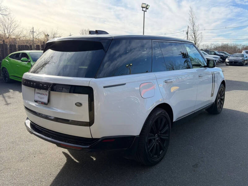 2023 Land Rover Range Rover P530 SE LWB