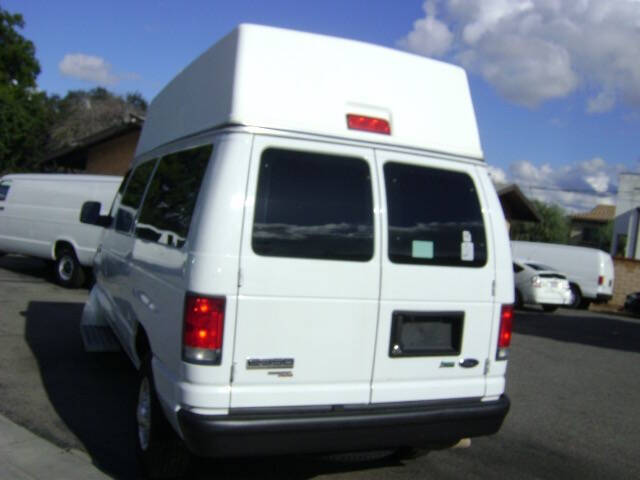 2013 Ford E-Series E-350 SD