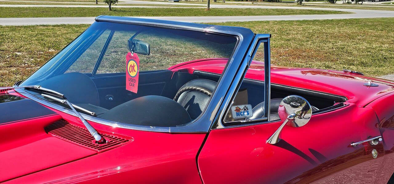 1967 Chevrolet Corvette Stingray 26