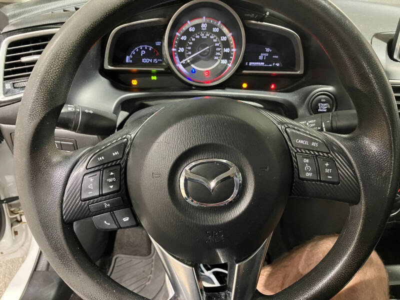 2016 Mazda MAZDA3 i Sport