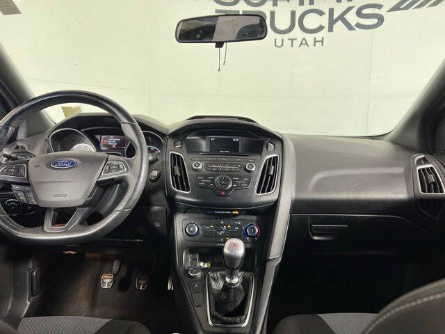2017 Ford Focus ST