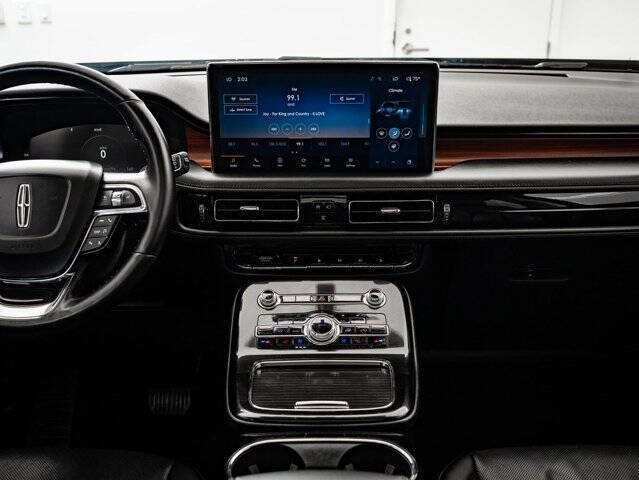 2022 Lincoln Nautilus Reserve