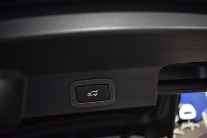 2019 Jaguar F-PACE 30t Prestige