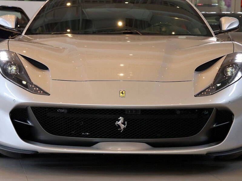 2019 Ferrari 812 Superfast