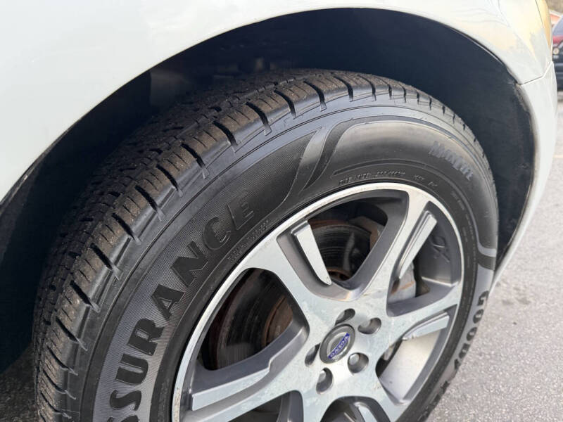 2015 Volvo XC60 T6 Platinum