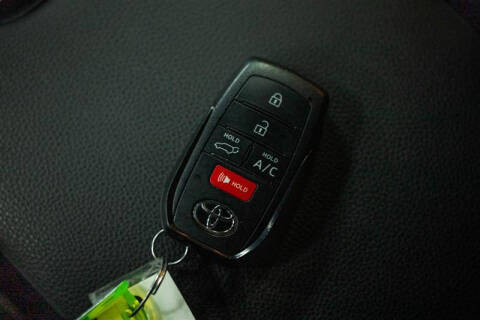 2024 Toyota bZ4X Limited