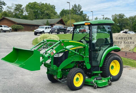 2021 John Deere 3033R