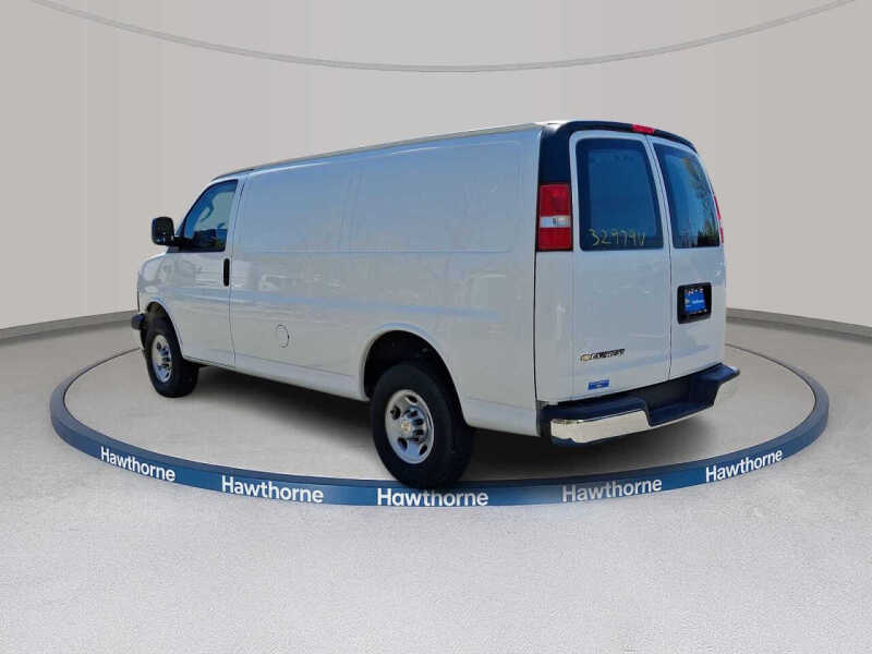 2024 Chevrolet Express 2500