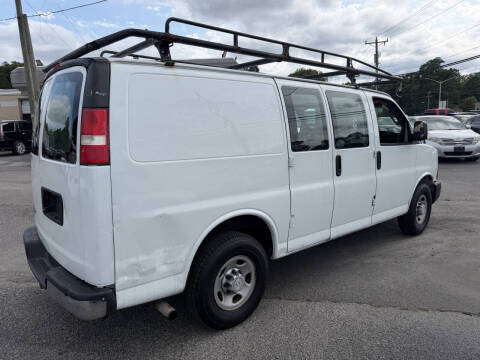 2017 Chevrolet Express 2500