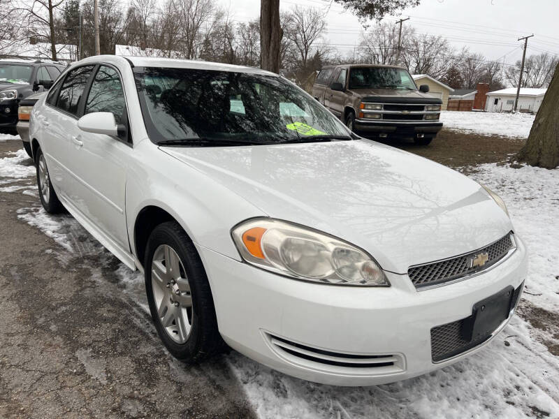 Chevrolet Impala's photo